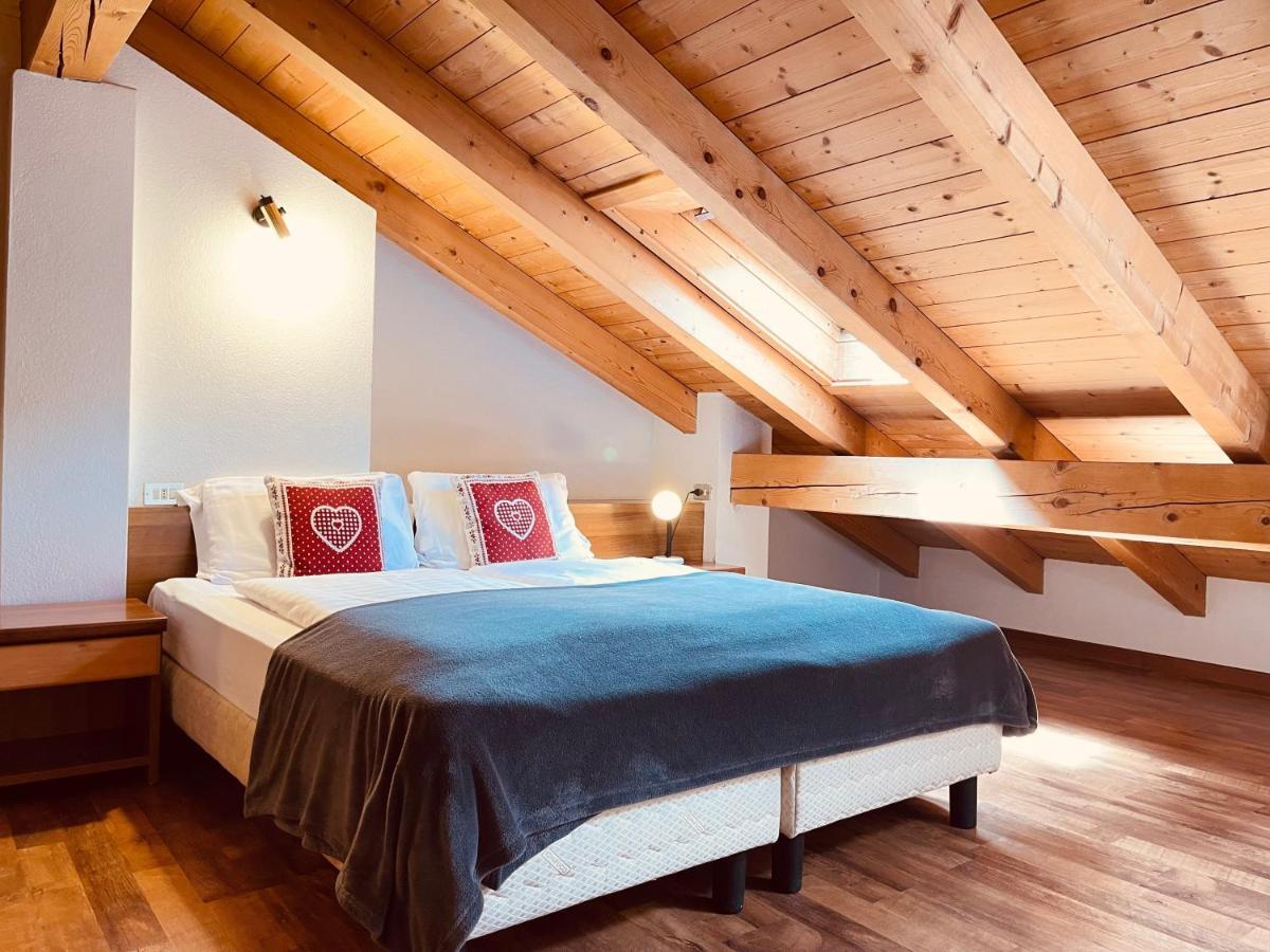 Elga Residence - Relax In Alta Valtellina - Bormio Valdisotto Bagian luar foto