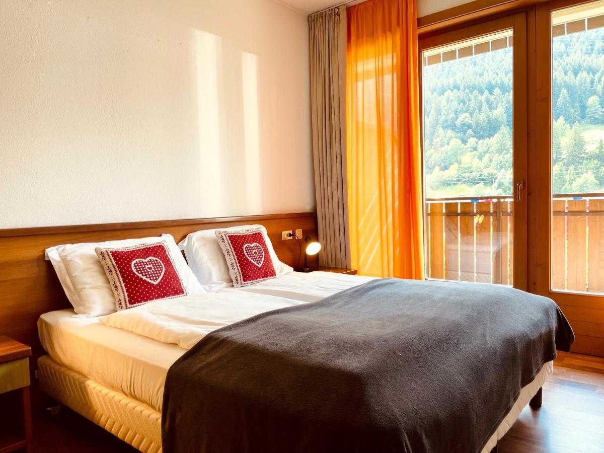 Elga Residence - Relax In Alta Valtellina - Bormio Valdisotto Bagian luar foto